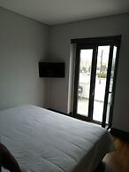 Villa Caparica Hostel