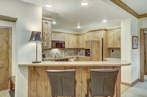 Luxurious 2 Bd With Lift View In Beaver Creek 2 Bedroom Condo by RedAw