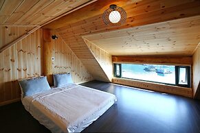 Tongyeong Daore Pension