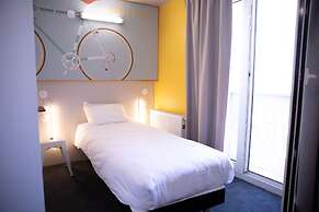 The People Hostel - Tours