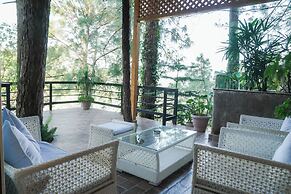 Kasauli Hills Resort