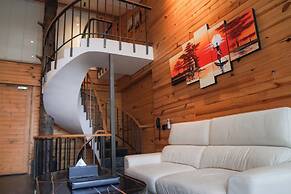 Kasauli Hills Resort