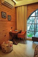Kasauli Hills Resort