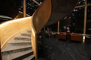 Kasauli Hills Resort