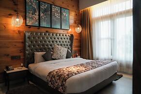 Kasauli Hills Resort