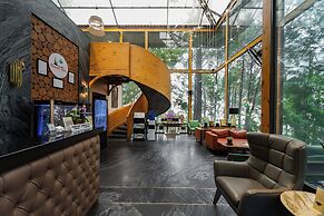 Kasauli Hills Resort