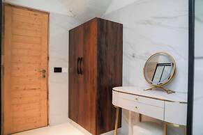 Kasauli Hills Resort