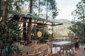 Kasauli Hills Resort