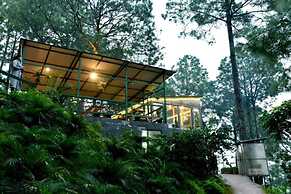 Kasauli Hills Resort