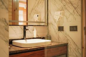 Kasauli Hills Resort