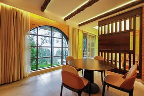 Kasauli Hills Resort