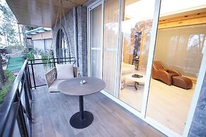 Kasauli Hills Resort