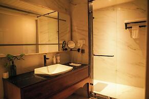 Kasauli Hills Resort