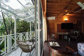 Kasauli Hills Resort