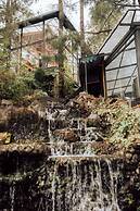 Kasauli Hills Resort