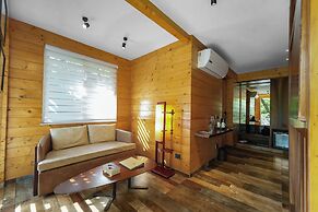 Kasauli Hills Resort