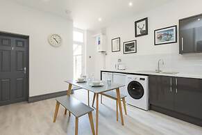 Townhouse @ 58 Brooklyn St - Crewe