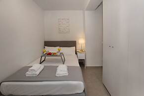 Modern Comfy Aptm Near the Acropolis by GHH
