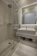 Ermou Stylish Suites by GHH