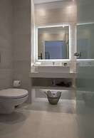 Ermou Stylish Suites by GHH