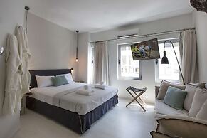 Ermou Stylish Suites by GHH