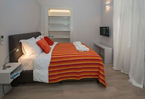 Sophisticated Apartment in Syntagma by GHH