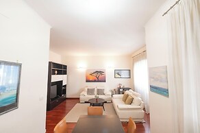 St Peter new and lightsome apartment with balcony