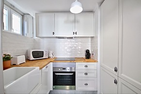 Akicity Mouraria Hanes