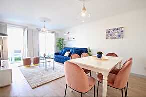 Akicity Mouraria Hanes