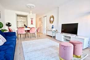 Akicity Mouraria Hanes