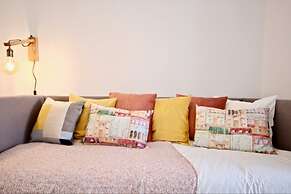 Akicity Mouraria Hanes