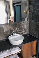 Gargaron Beach Hotel