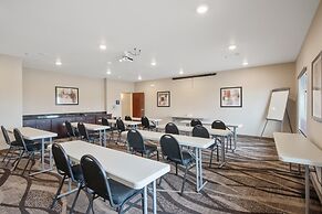Cobblestone Hotel & Suites - Austin