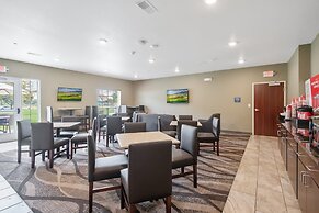 Cobblestone Hotel & Suites - Austin