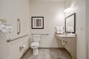 Cobblestone Hotel & Suites - Austin