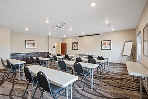 Cobblestone Hotel & Suites - Austin