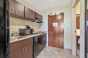 Cobblestone Hotel & Suites - Austin
