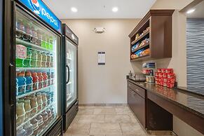 Cobblestone Hotel & Suites - Austin
