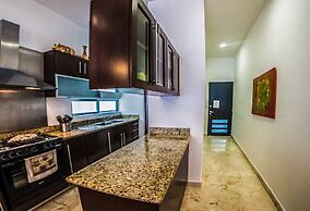 La Vista Condo Beachside