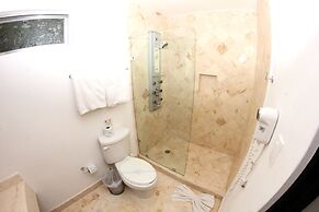 La Vista Condo Beachside