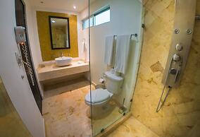 La Vista Condo Beachside