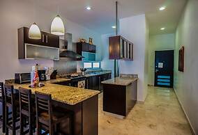 La Vista Condo Beachside