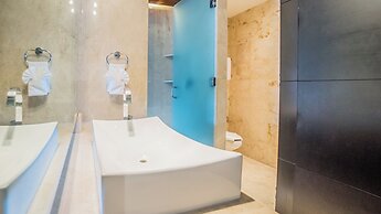 Las Brisas Condominios