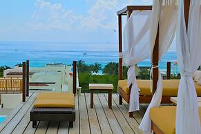 Las Brisas Condominios