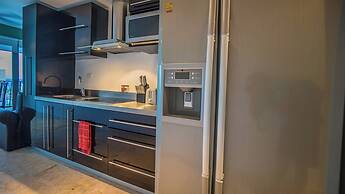 Las Brisas Condominios