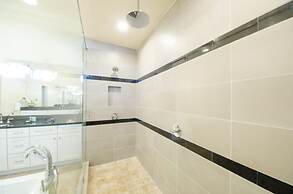 Villa in Reunion Resort 1373