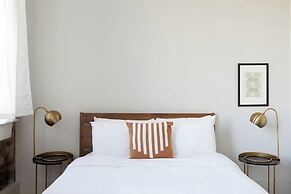 Sonder by Marriott Bonvoy Gravier Place Apartments Medical