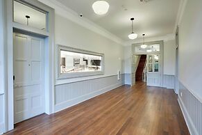 Sonder by Marriott Bonvoy Gravier Place Apartments Medical