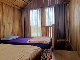 ADK Papandayan Homestay & Tour