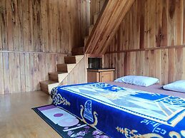 ADK Papandayan Homestay & Tour